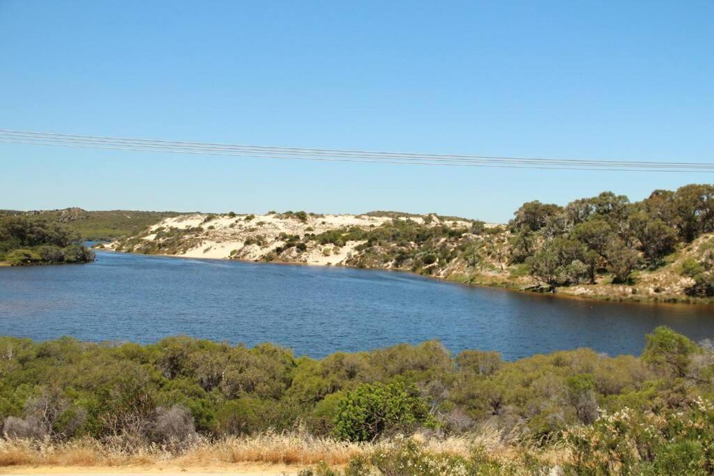 River Panorama Beach House Villa Guilderton Exterior photo